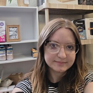 Meet your Posher, Sky